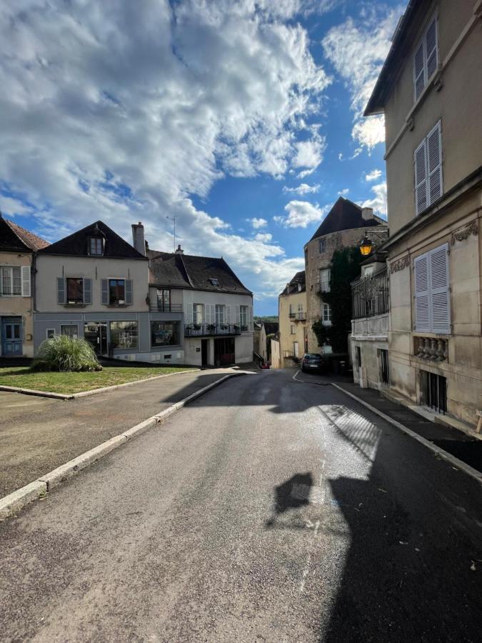 Appartement Moderne Centre Ville, 5 Personnes, 65 M2 Semur-en-Auxois Exterior photo