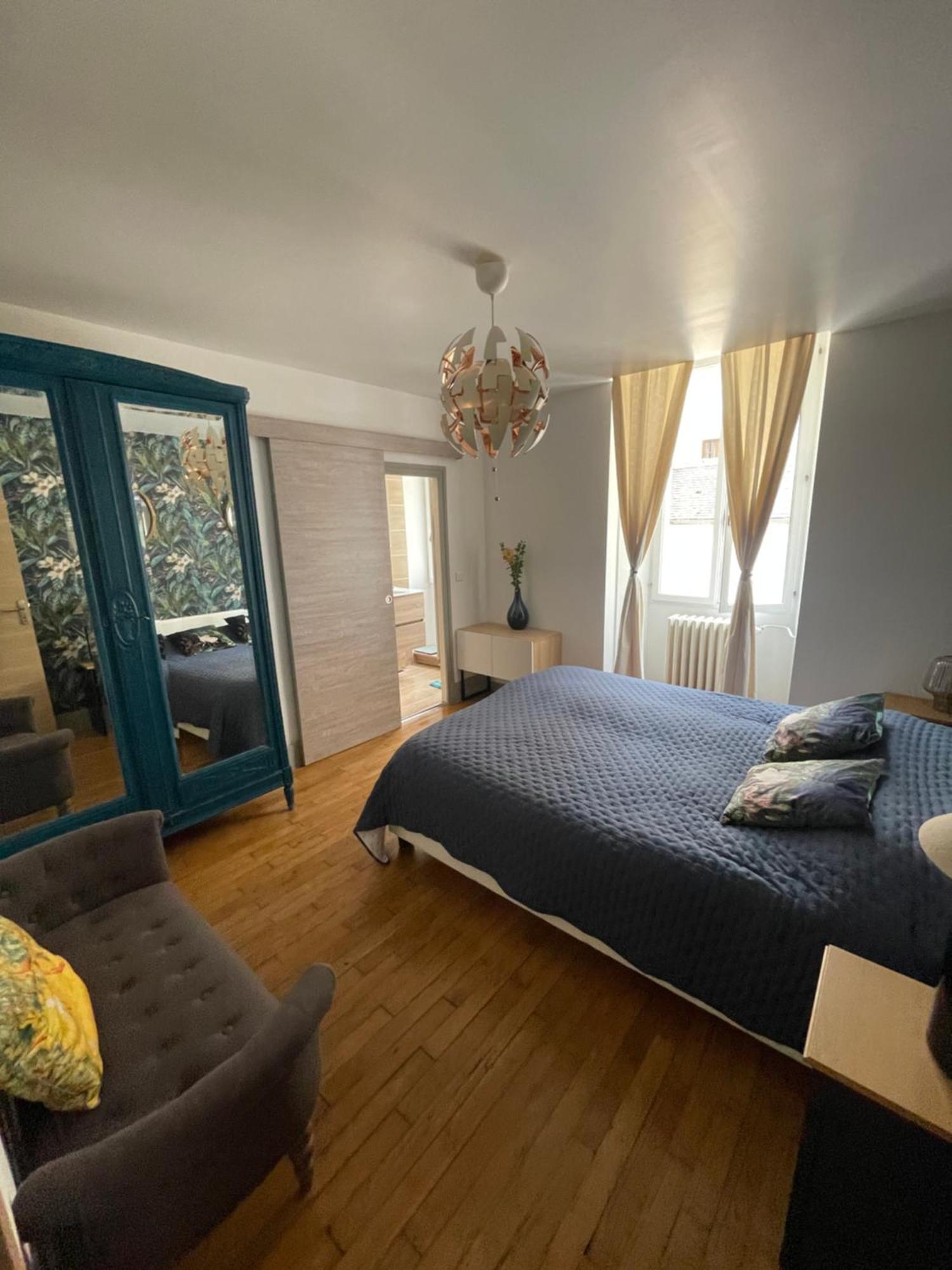Appartement Moderne Centre Ville, 5 Personnes, 65 M2 Semur-en-Auxois Exterior photo