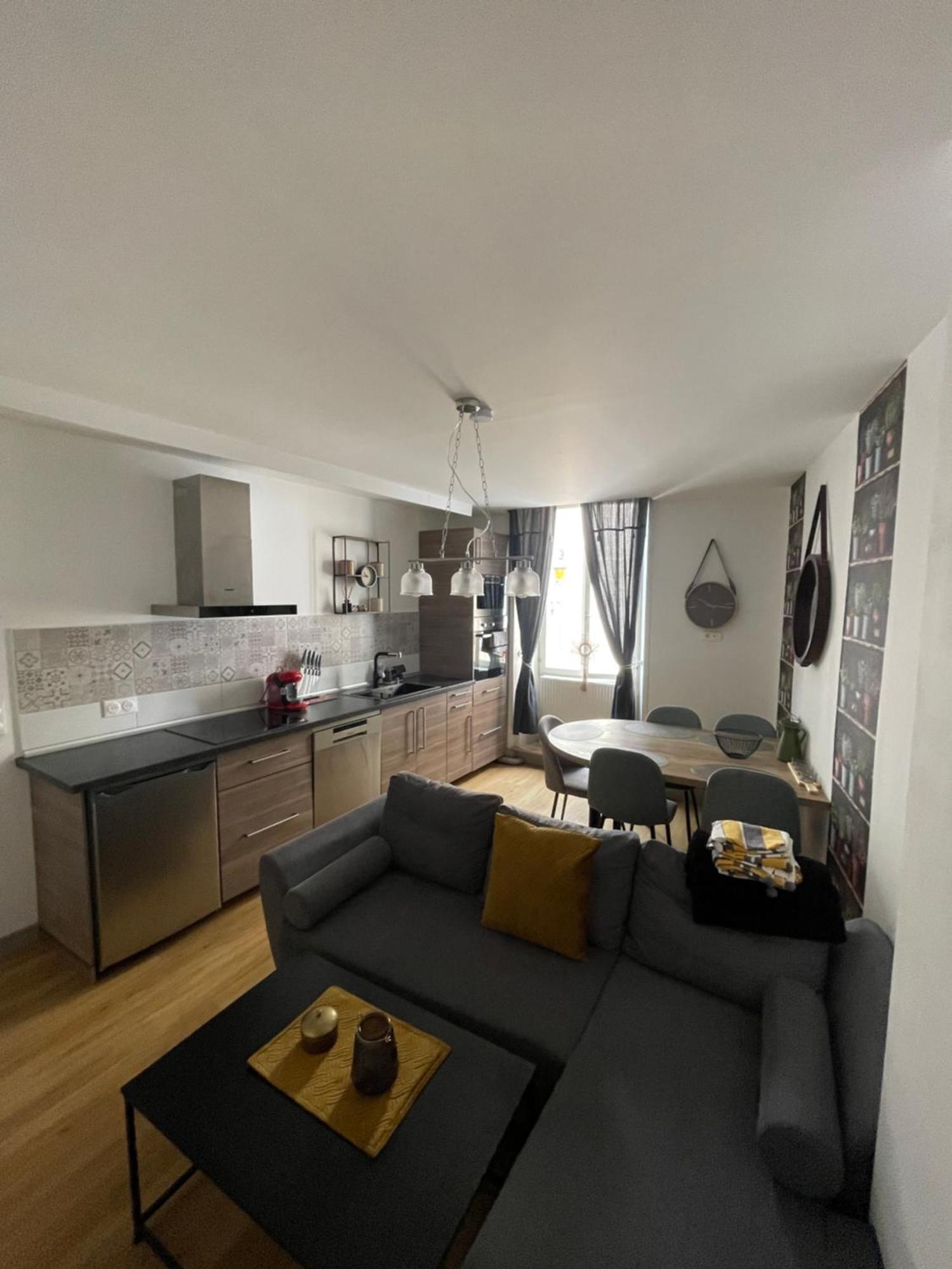 Appartement Moderne Centre Ville, 5 Personnes, 65 M2 Semur-en-Auxois Exterior photo