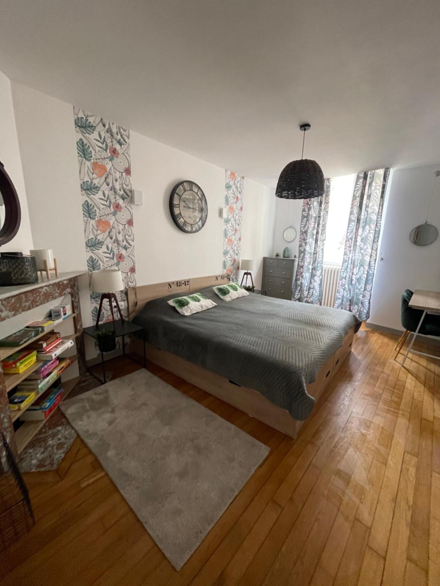 Appartement Moderne Centre Ville, 5 Personnes, 65 M2 Semur-en-Auxois Exterior photo